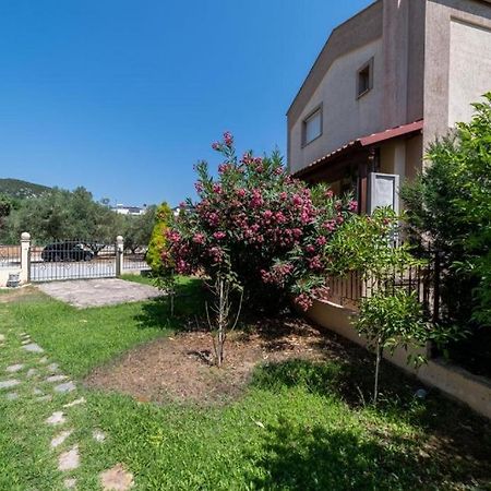 Apartamento Side By Side Nea Iraklitsa Exterior foto